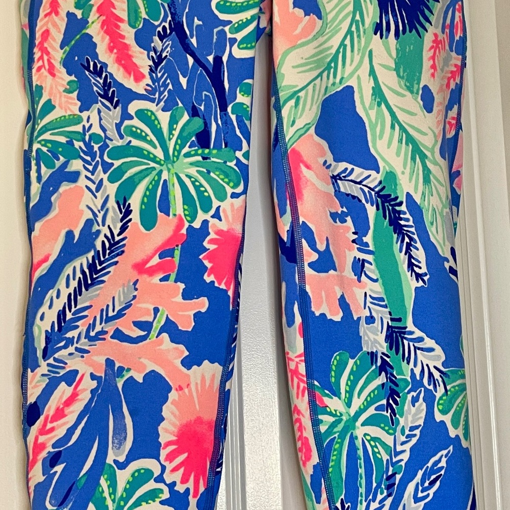 Lilly Pulitzer Blue and Pink Patterned Leggings